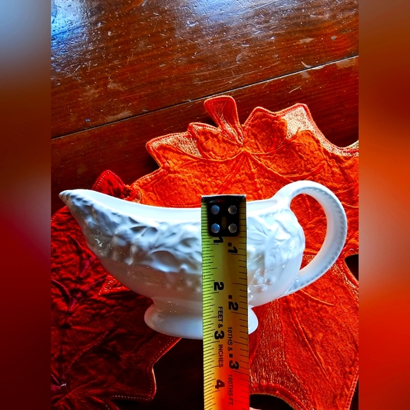 Gravy Dish - Picture 1 of 5